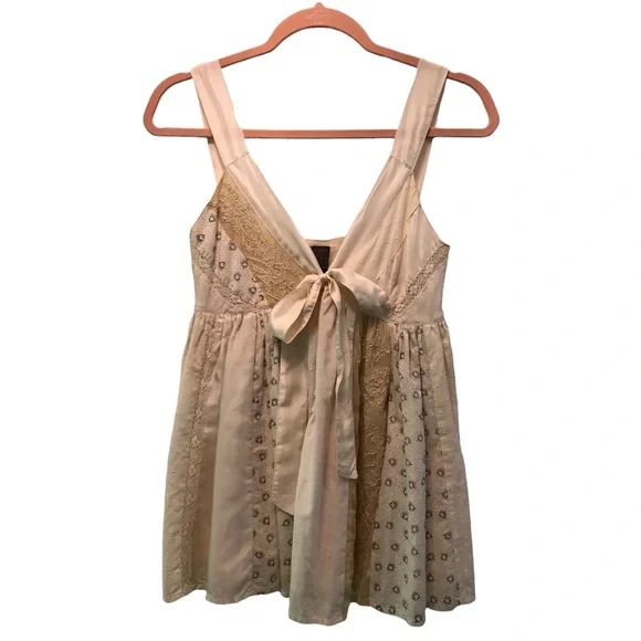 Anthropologie Lithe Silk Bow V-Neck Sleeveless Boho blouse - Picture 2 of 10